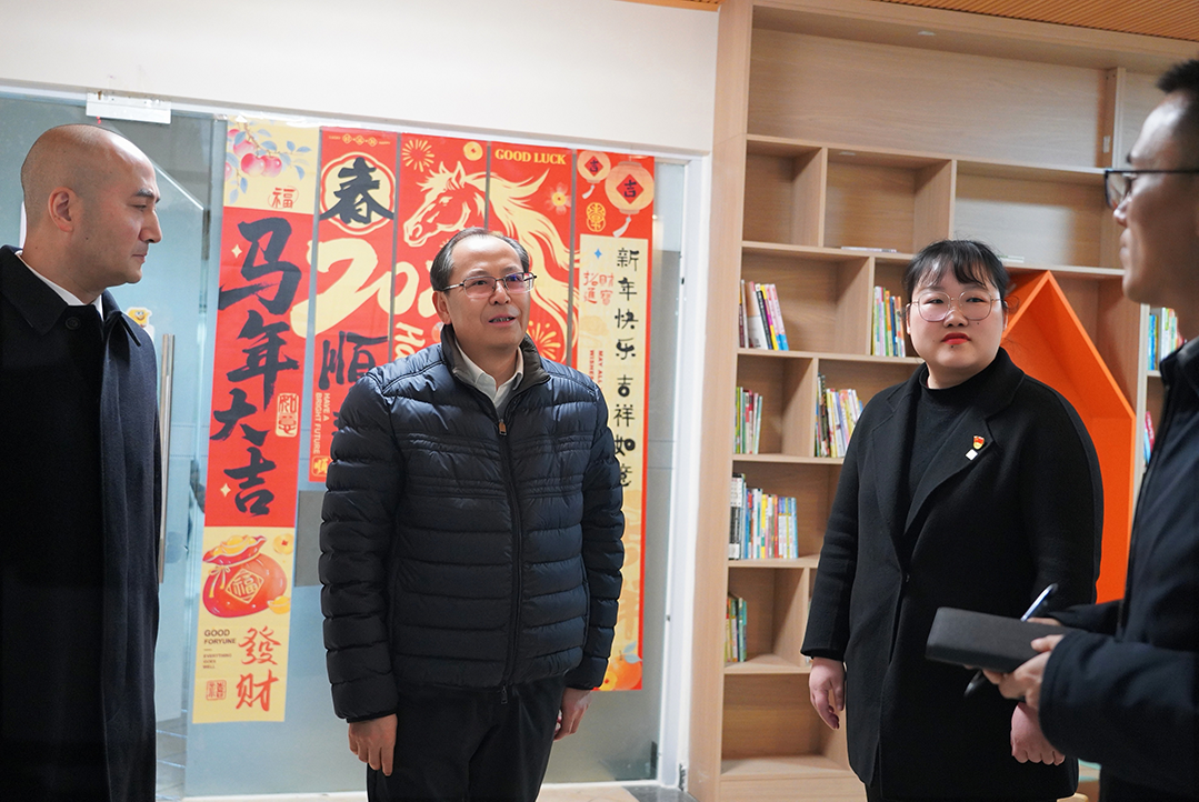 19d5d4b1-10b8-40e2-b721-8e2c00b477a4